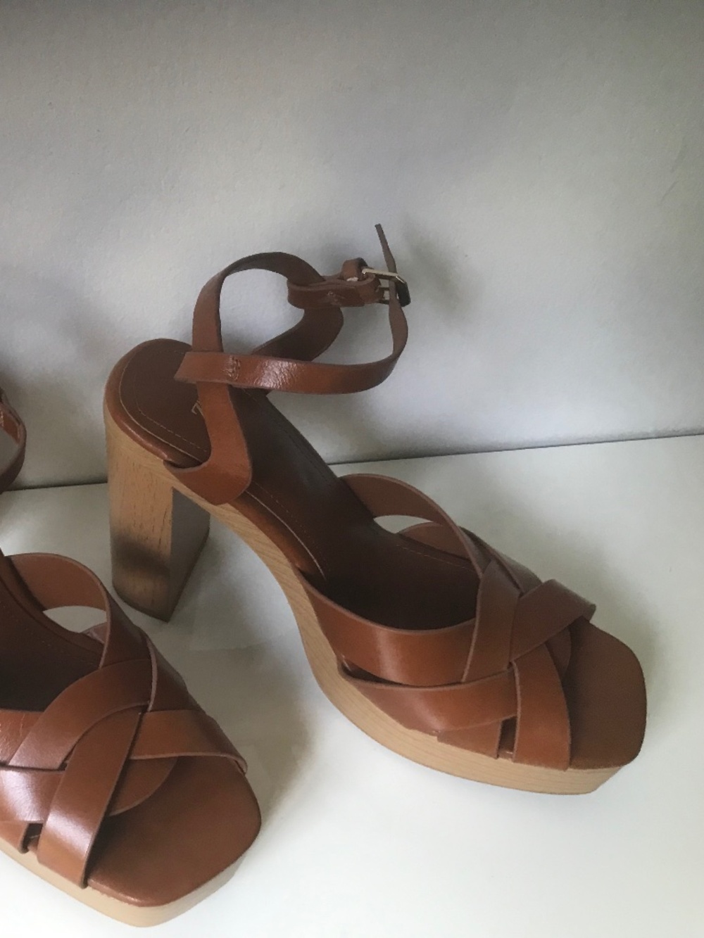 Zara Brawn Leather Platform Clog Sandals